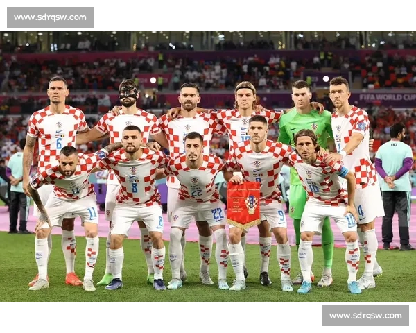 桑巴军团对决格子军团世界杯焦点战前瞻解析实力走势与历史交锋